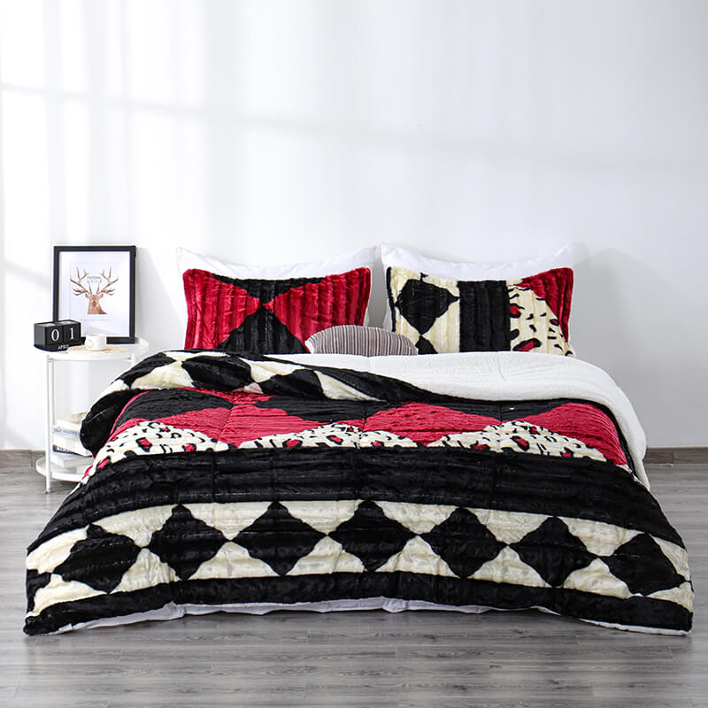RKS-0004 Black and Red Printed Brushed Faux fur Fleece & Warm Sherpa Quilt with Fillings High quality Bedding Comforter