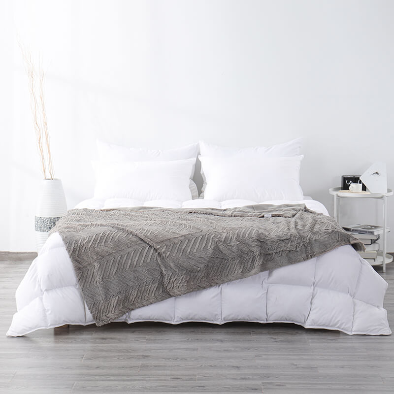 RKS-0185 Elegant Grey Strip Faux Fur Blanket for Bed & Sofa