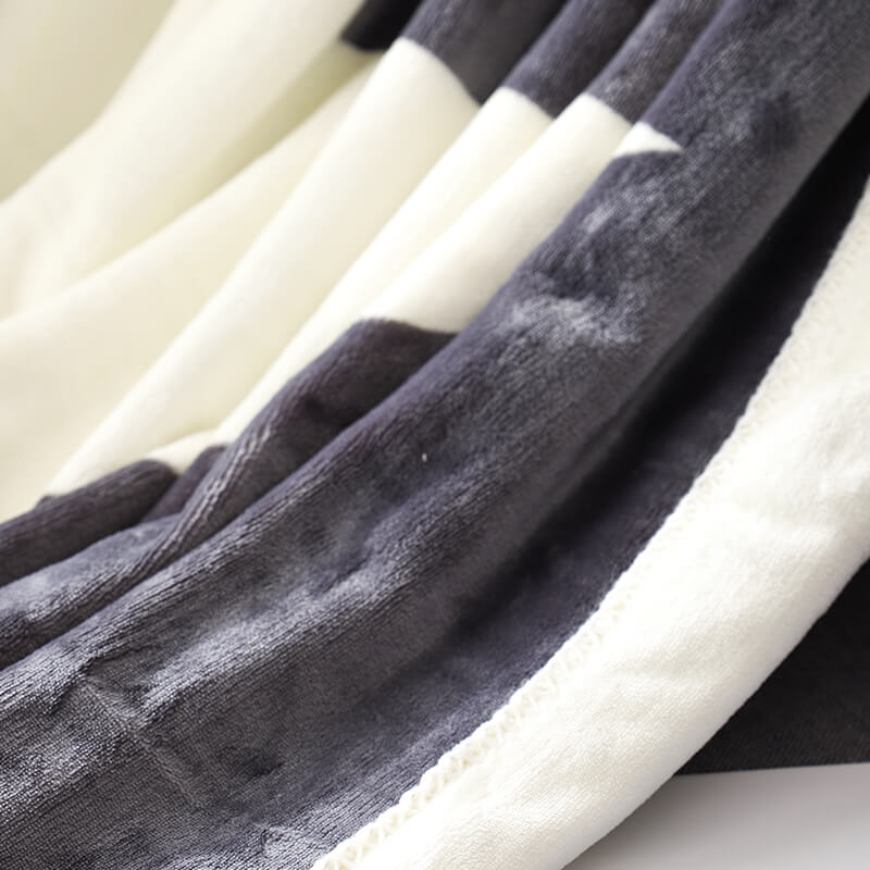 RKS-0145 Grey Fluffy Printed Big Star Flannel Fleece Blanket Throw For Sofa 